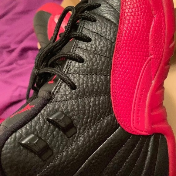 Jordan 12 flu game - Picture 3 of 4